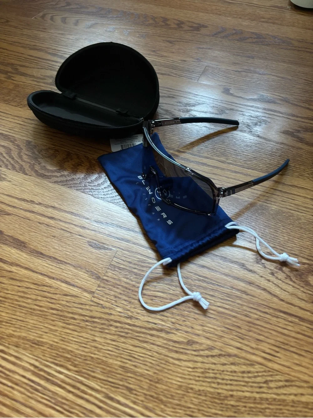 NWT Blenders Sunglasses with Case